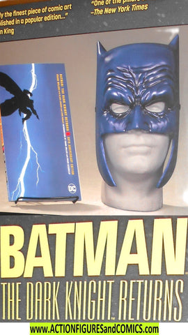 Dc direct BATMAN dark knight returns BOOK & MASK moc mib