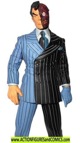 dc direct TWO FACE batman long halloween rogues gallery