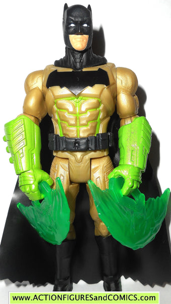 dc universe movie Batman v Superman KRYPTONITE GAUNTLET 2016