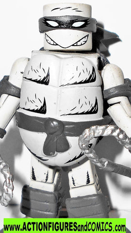 minimates Teenage Mutant Ninja Turtles MICHELANGELO B&W comic con keychain
