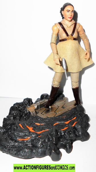 Hasbro Star Wars Attack Of The Clones Padmé Amidala Action Figure  81186.1714826952.500.659