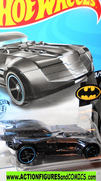 Hot Wheels Batmobile - Batman 3/5 - HKG99 - Short Card - Edizione DC Comics Mattel 2023, Collezionabile - 2