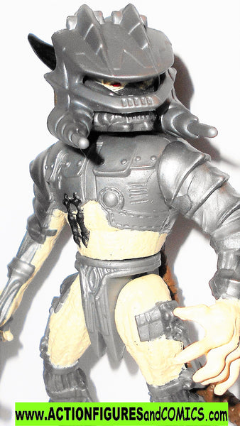 Aliens vs Predator kenner SPIKED TAIL PREDATOR Kaybee toys KB 1995