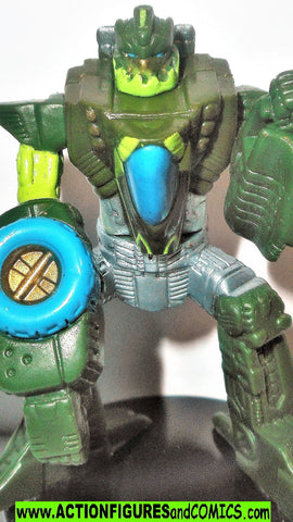 Attacktix Transformers CRUMPLEZONE cybertron series TF 25 action figures