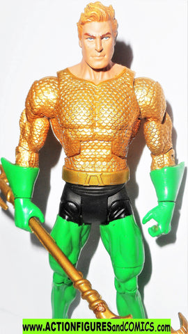 dc universe classics AQUAMAN gold complete 2009 vs black manta