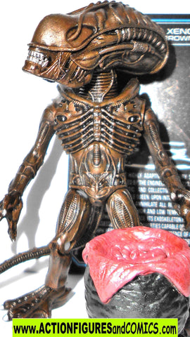 Loyal Subjects Aliens XENOMORPH Brown metallic limited