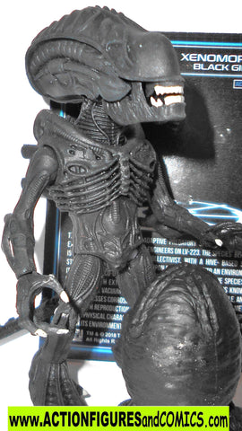 Loyal Subjects Aliens XENOMORPH black GLOW in the DARK gid