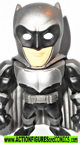 DC metals die cast BATMAN 4 inch m223 v superman universe