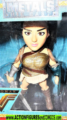 DC metals die cast WONDER WOMAN 2.5 inch m281 universe moc mib