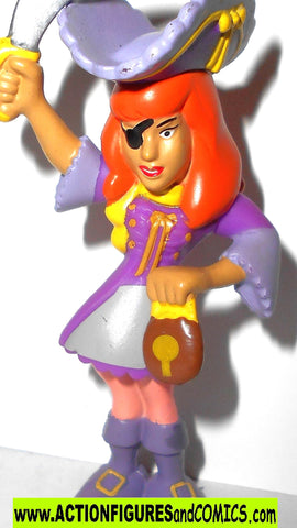 Scooby Doo DAPHNE BLAKE 2.5 inch mystery mates equity