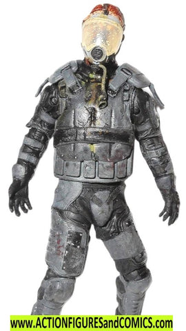 gear walking dead The Walking Dead RIOT GEAR ZOMBIE gas mask series 4 todd mcfarlane action figures