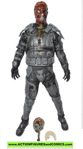 The Walking Dead RIOT GEAR ZOMBIE gas mask series todd mcfarlane