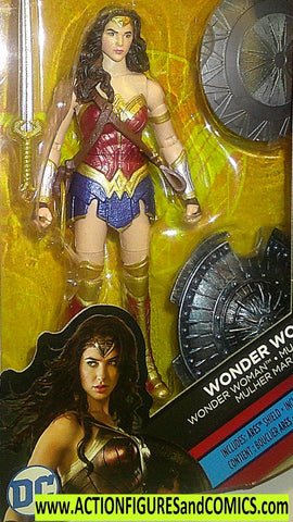 dc universe classics WONDER WOMAN 2016 Multiverse moc mib