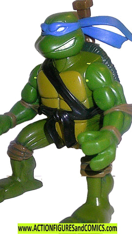 teenage mutant ninja turtles LEONARDO 2004 back flip leo tmnt