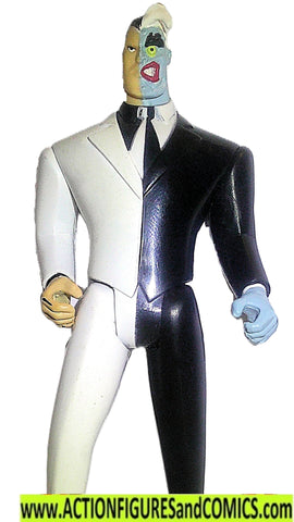 batman animated series TWO FACE 2001 Toys R Us white black dc universe