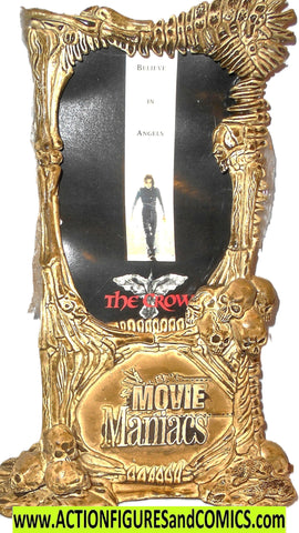 Movie Maniacs CROW brandon lee w bird mcfarlane 1998 (Copy)