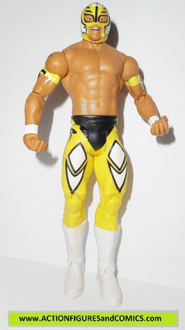 Wrestling WWE action figures REY MYSTERIO battle pack yellow wwf wcw