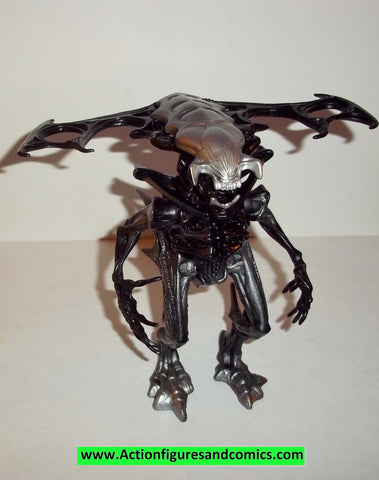 Aliens vs Predator kenner KING ALIEN black kb toys movie action figures
