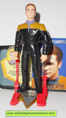 Star Trek LT CAREY voyager 1995 playmates toys action figures