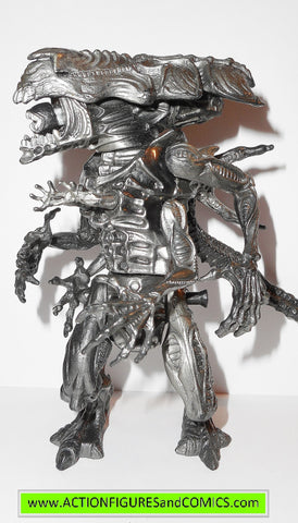 Aliens vs Predator kenner QUEEN ALIEN deluxe marines movie fig