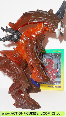 Aliens vs Predator kenner RHINO ALIEN UK exclusive trading card 1994action figures