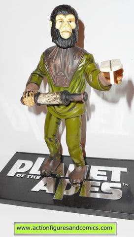 Planet of the Apes CORNELIUS hasbro movie signature series action figures
