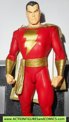 Action Figure Alex Ross Justice League Series 4: Shazam! – DC Direct, Articolata Con Base, Collezionismo - 4