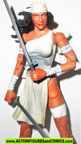 Marvel Legends ELEKTRA white variant 2004 toybiz urban legends series IV