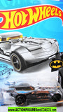 batman hotwheels BATMOBILE 2017 3/5 silver dc universe moc