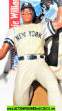 Starting Lineup BERNIE WILLIAMS 1997 New York Yankees 19 Sports baseball