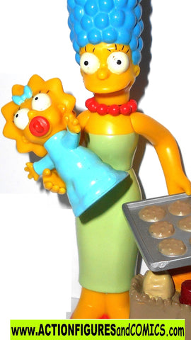 Simpsons MARGE MAGGIE 2002 series 1 living room enviornment