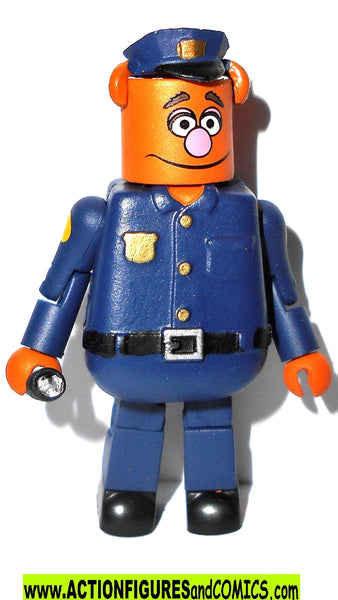 minimates Muppets FOZZIE BEAR 2016 police security officer cop ...