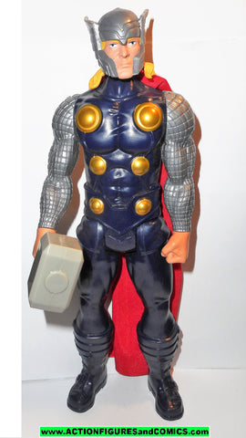 Avengers - figurine 30 cm titan hero movie