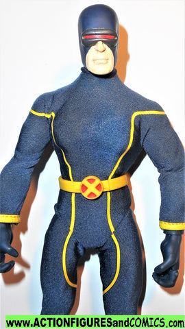 marvel legends CYCLOPS 2006 signature series mego style famous covers