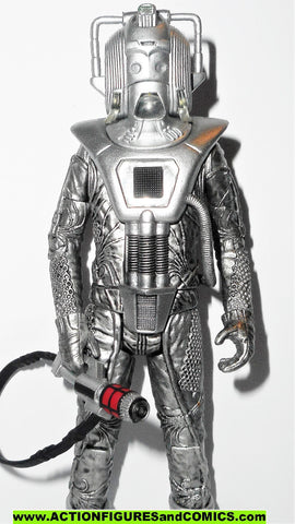 doctor who action figures CYBERMAN cybermen EARTHSHOCK episode bbc