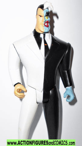 batman animated series TWO FACE 2001 Toys R Us white black dc universe