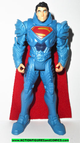 Amazon.com: Superman Man of Steel: Strike Shield Figure