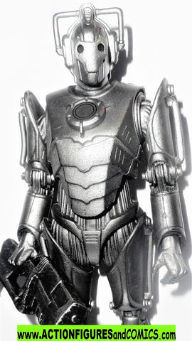 doctor who action figures CYBERMAN w gun series 6 2010