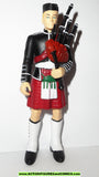 Twilight Zone THE BAGPIPER color variant SDCC five characters in search of an exit