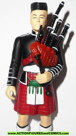 Twilight Zone THE BAGPIPER color variant SDCC five characters in search of an exit