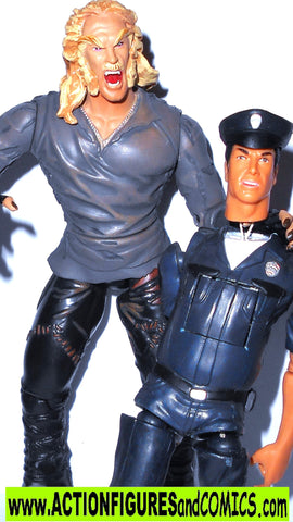 marvel legends SABRETOOTH with guard x-men movie toybiz