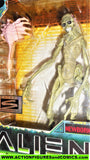 Aliens Resurrection NEWBORN ALIEN & FACEHUGGER kenner signature MOC mib