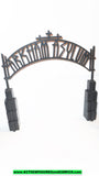 batman animated series ARKHAM ASYLUM front gate 2001 kenner hasbro