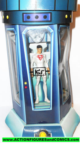 Young Justice SUPERBOY cloning chamber pod white suit superman dc universe moc mib